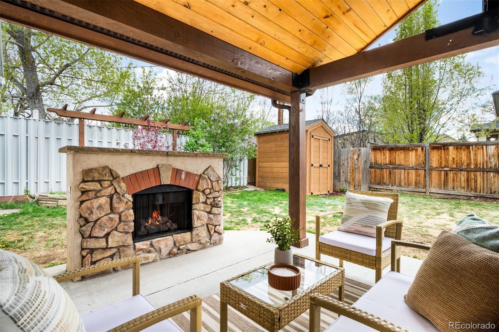 3215 S Fairfax Street