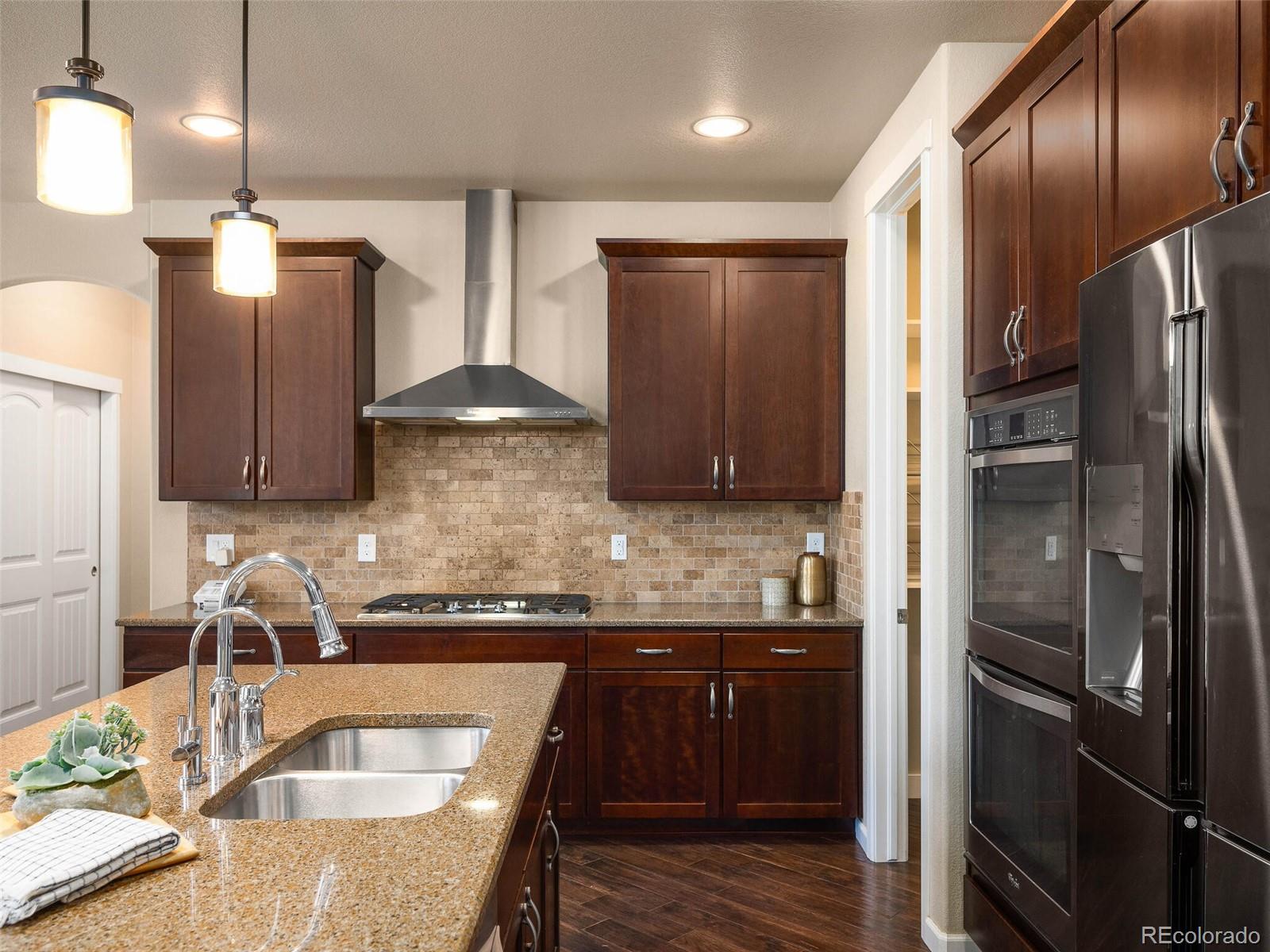 2618 S Kilmer Court