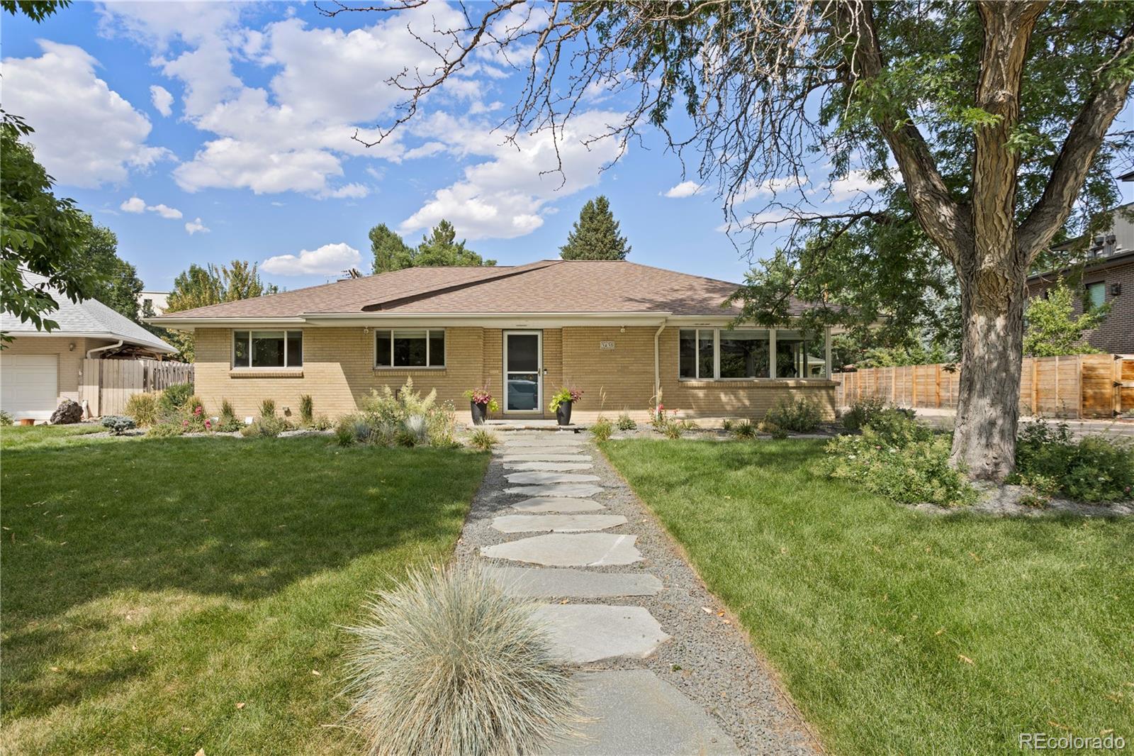 3435 E Virginia Avenue