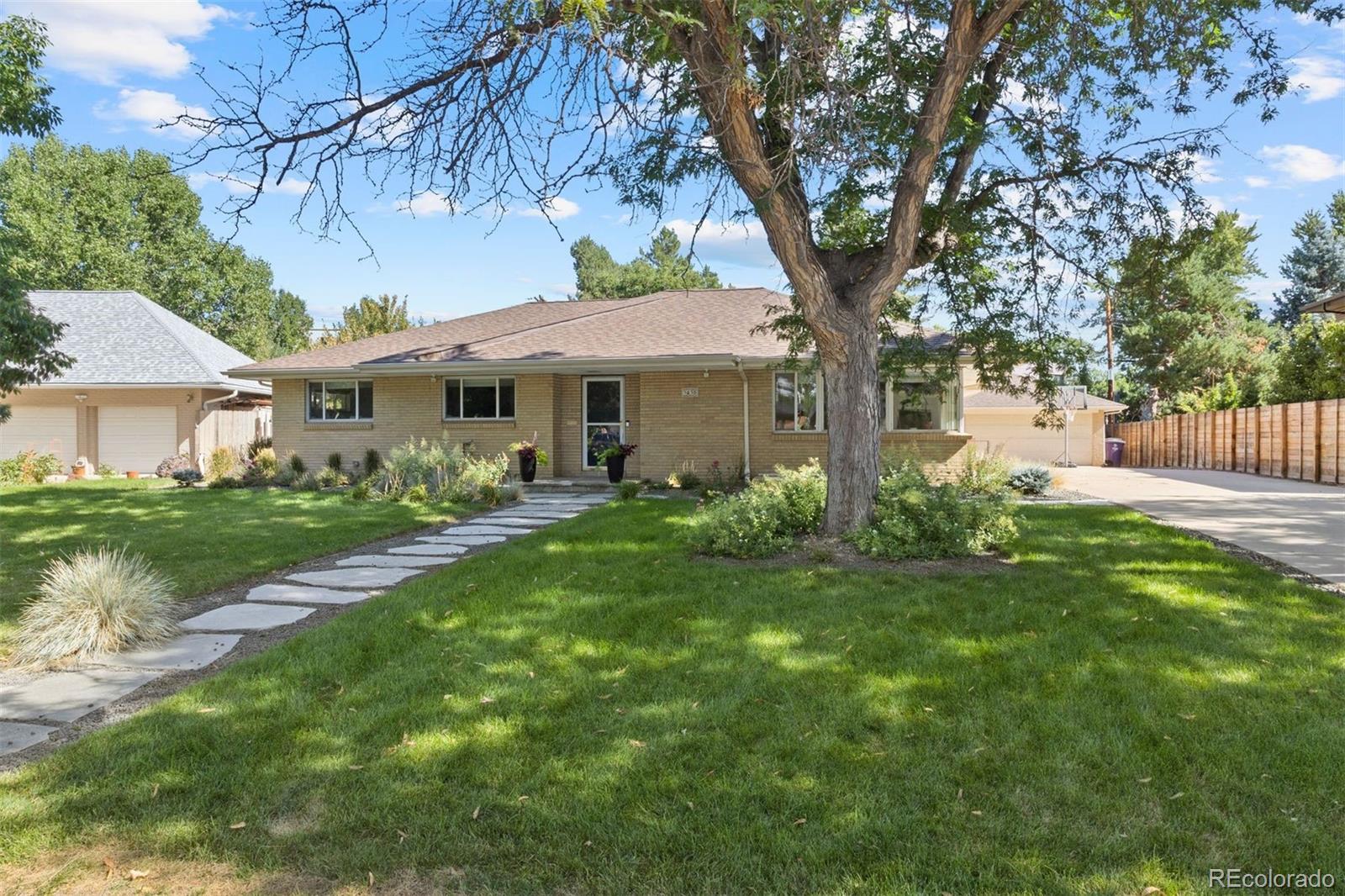 3435 E Virginia Avenue
