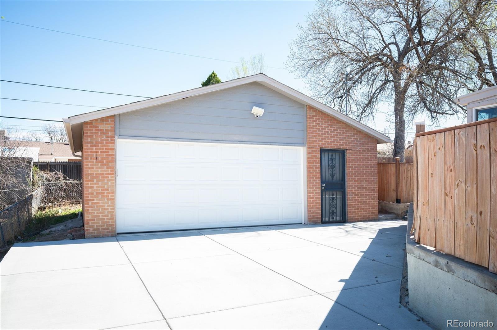 8266 Conifer Road