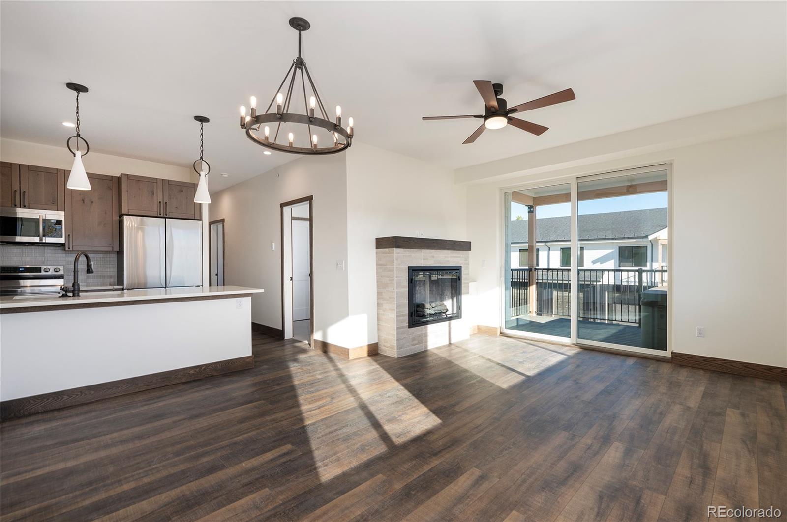 261 W Meadow Mile Unit: 4