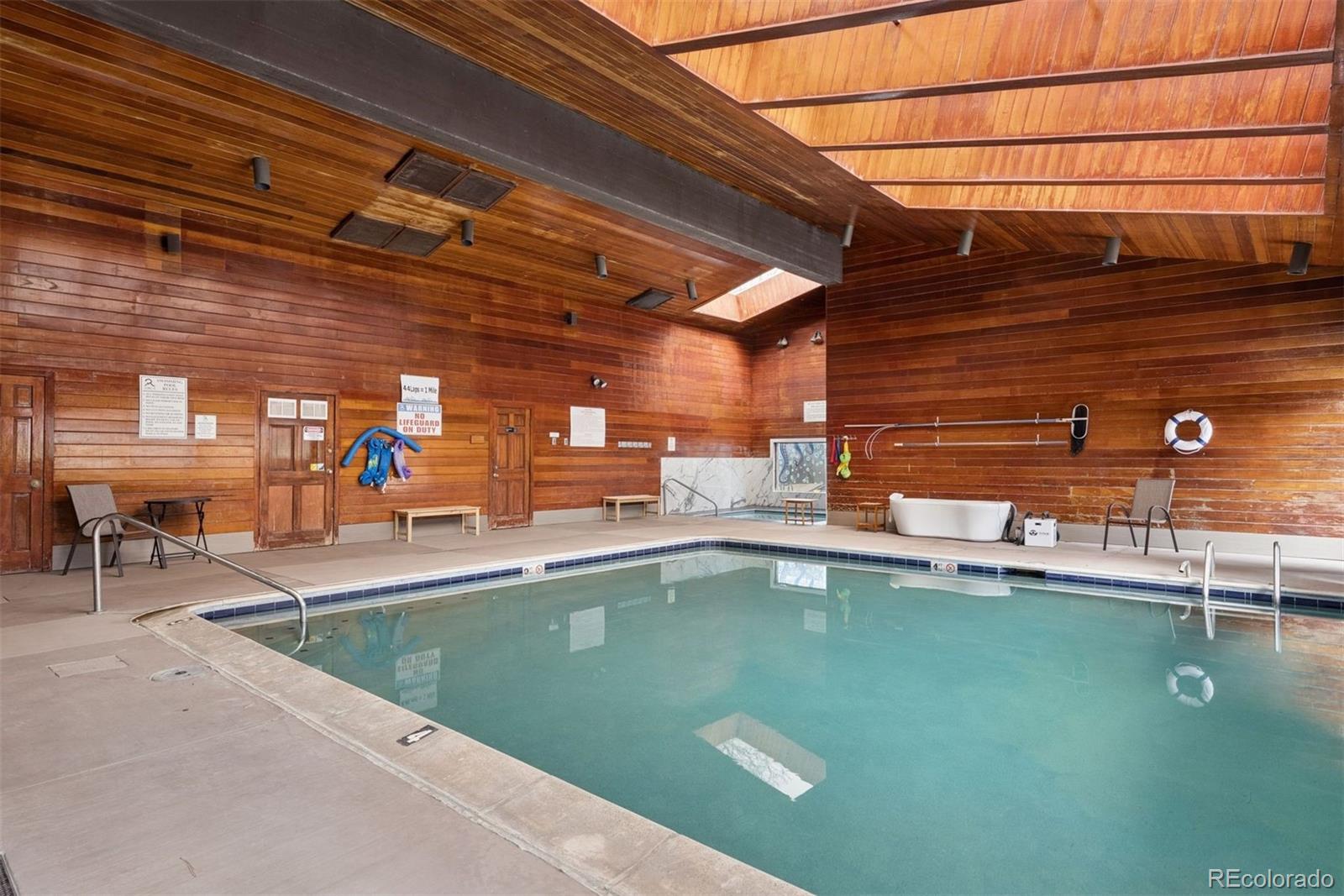 1300 Golden Circle Unit: 104