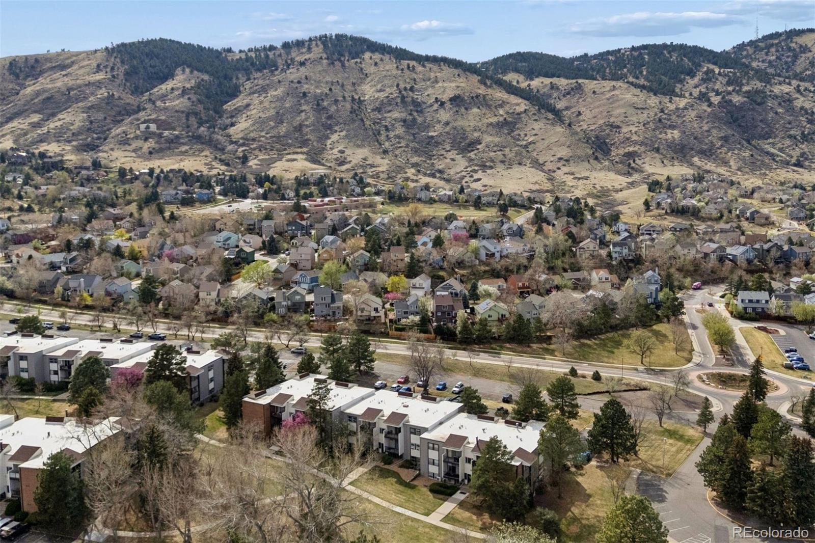 1300 Golden Circle Unit: 104