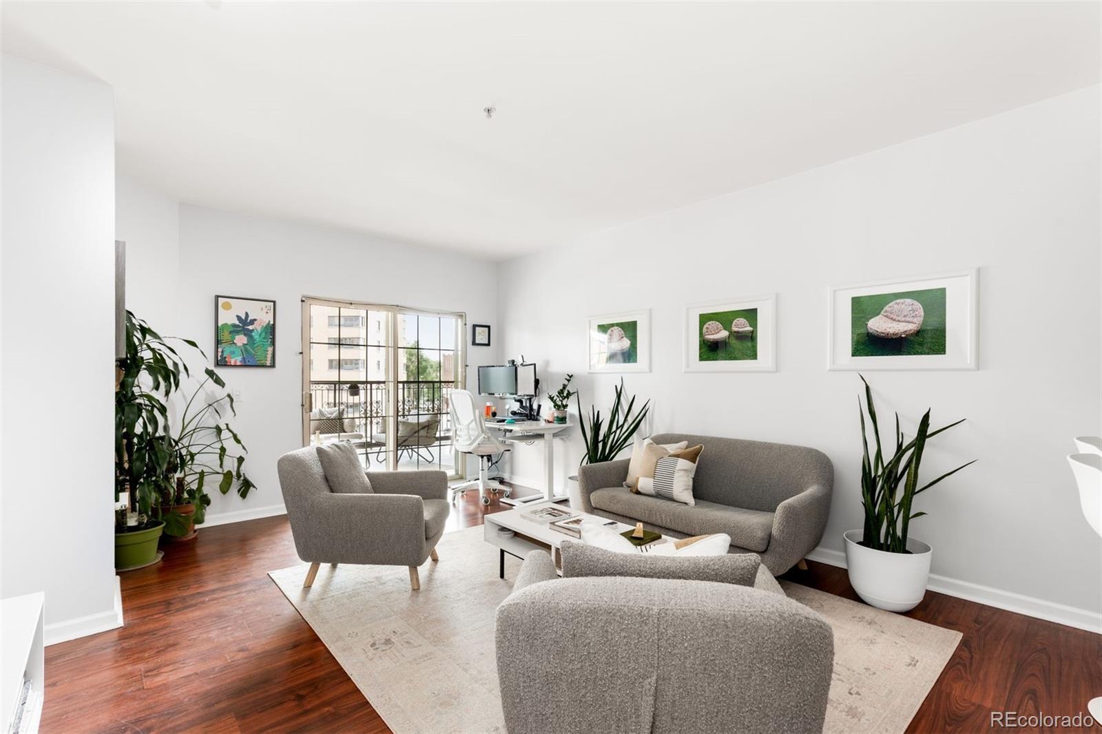 925 N Lincoln Street Unit: 4B