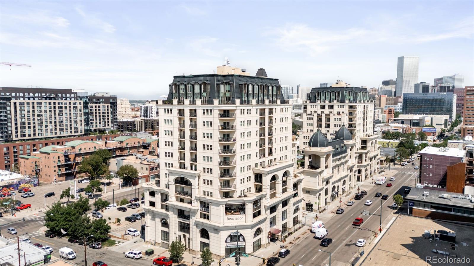 925 N Lincoln Street Unit: 4B