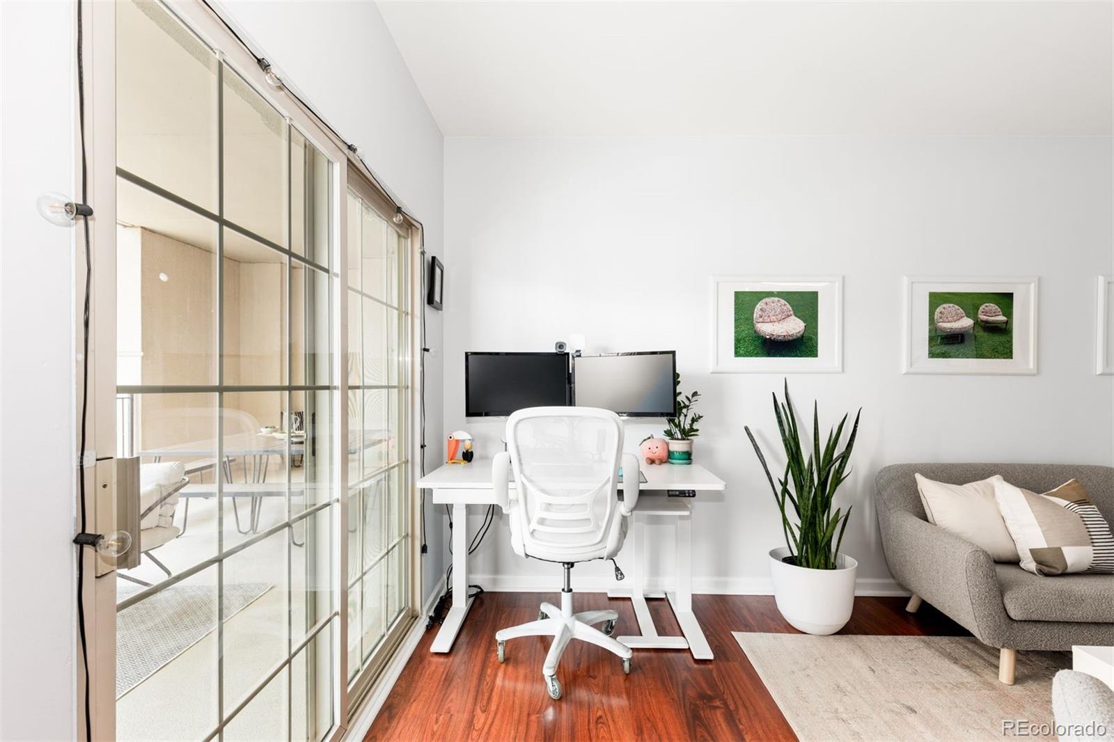 925 N Lincoln Street Unit: 4B