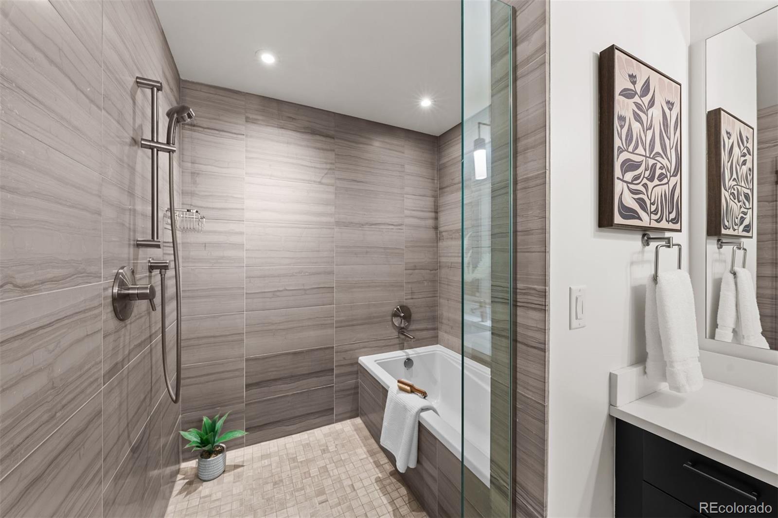 1750 Wewatta Street Unit: 401