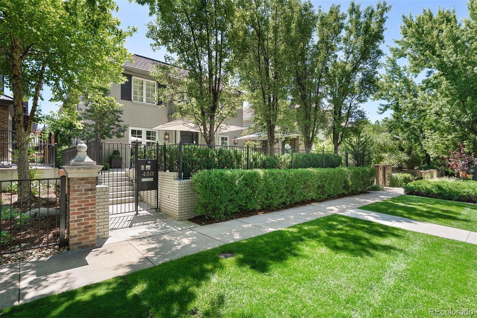 450 Steele Street