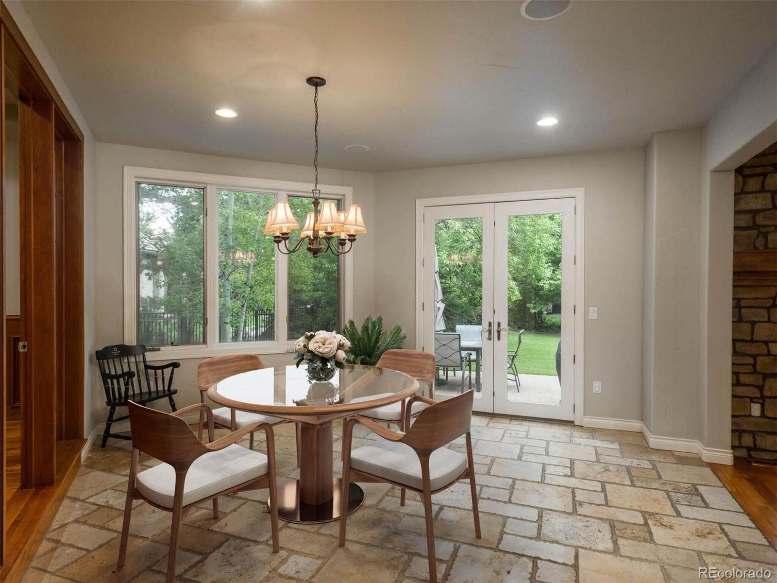 9 Foxtail Circle