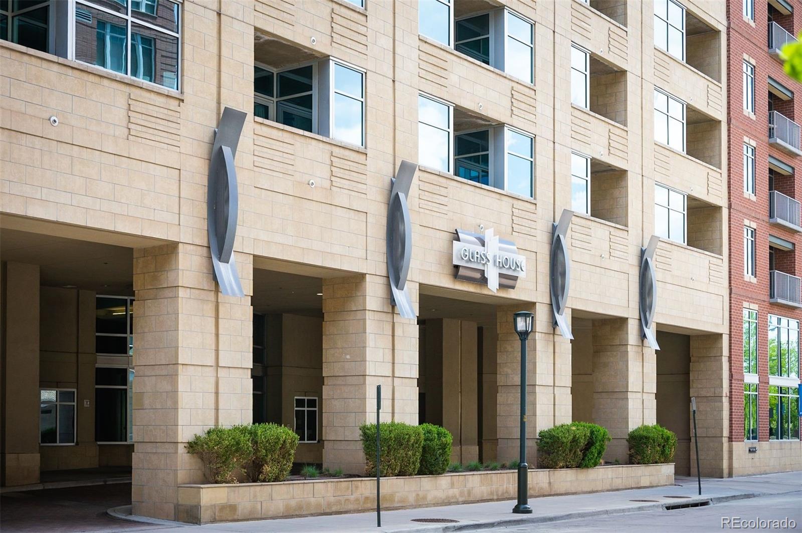 1700 Bassett Street Unit: 1518