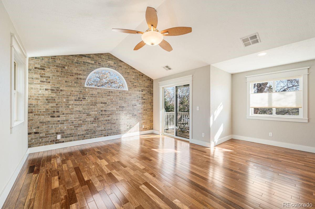 301 W Harper Street