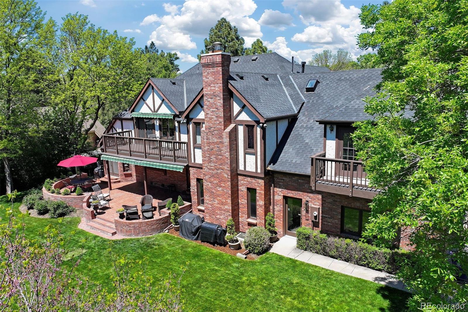 16 Polo Field Lane