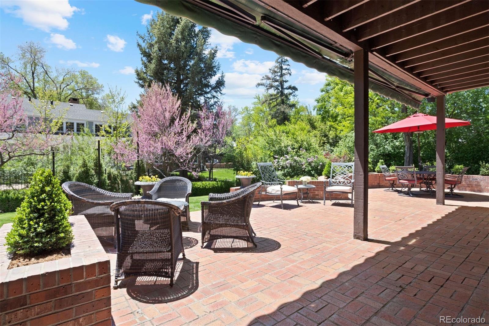 16 Polo Field Lane