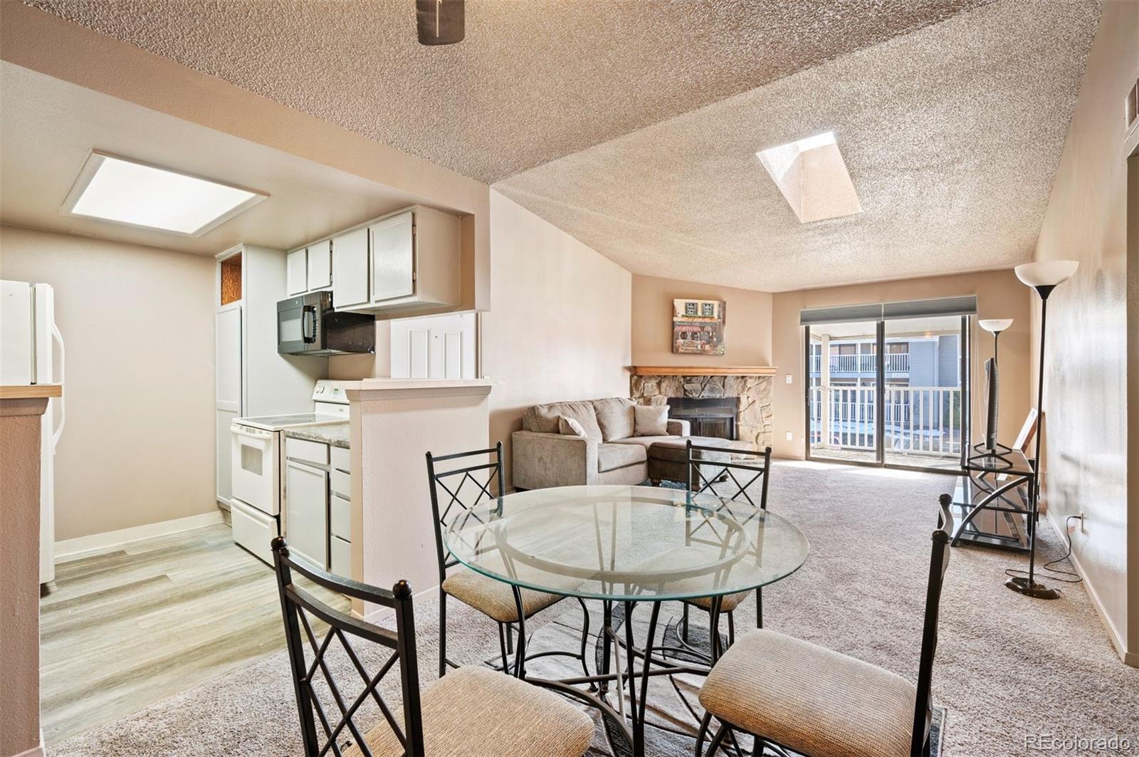 18301 E Kepner Place Unit: 204
