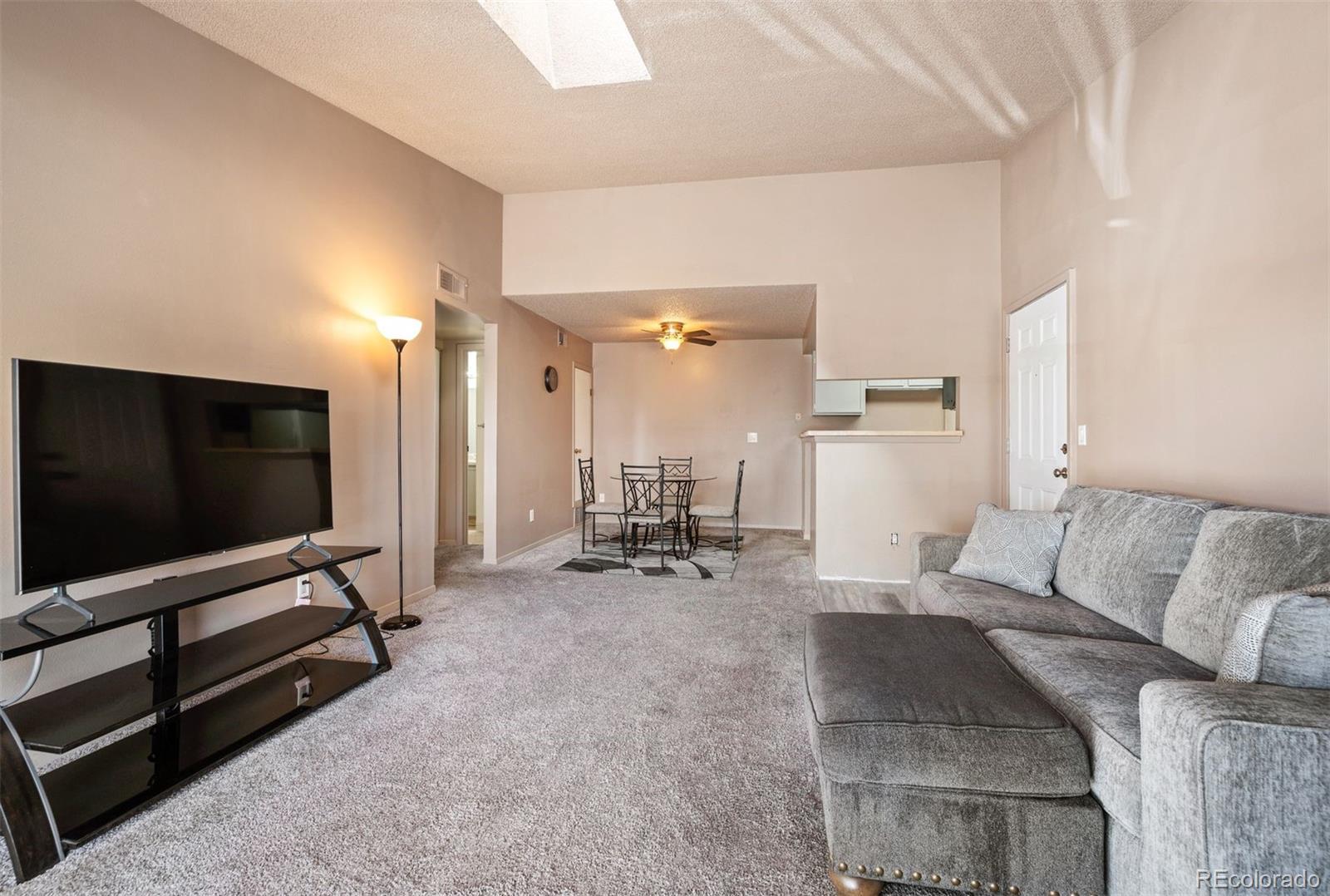 18301 E Kepner Place Unit: 204