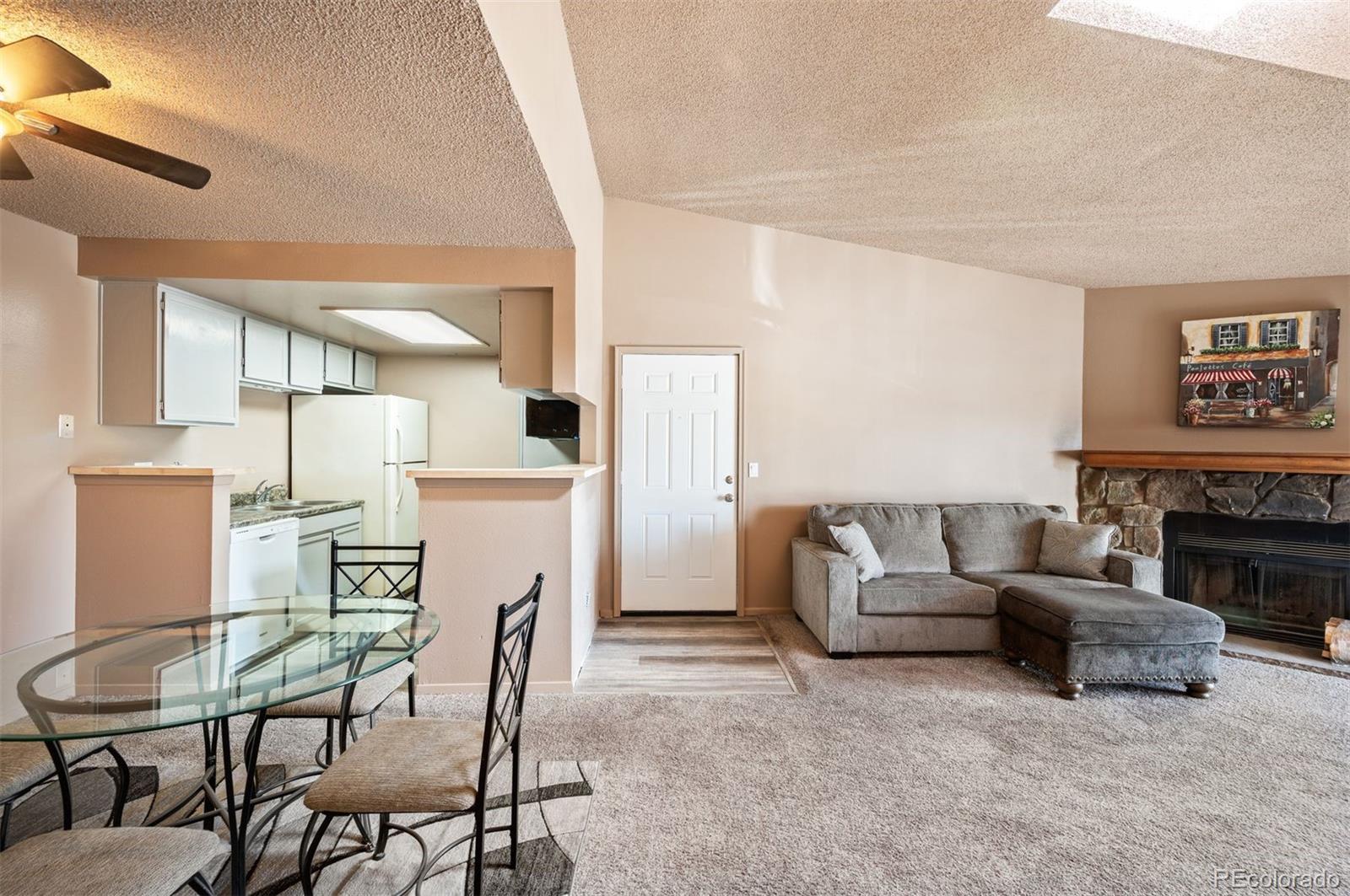 18301 E Kepner Place Unit: 204