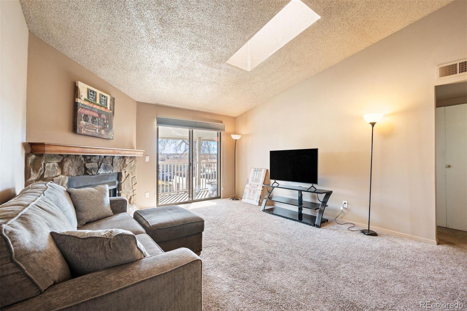 18301 E Kepner Place Unit: 204
