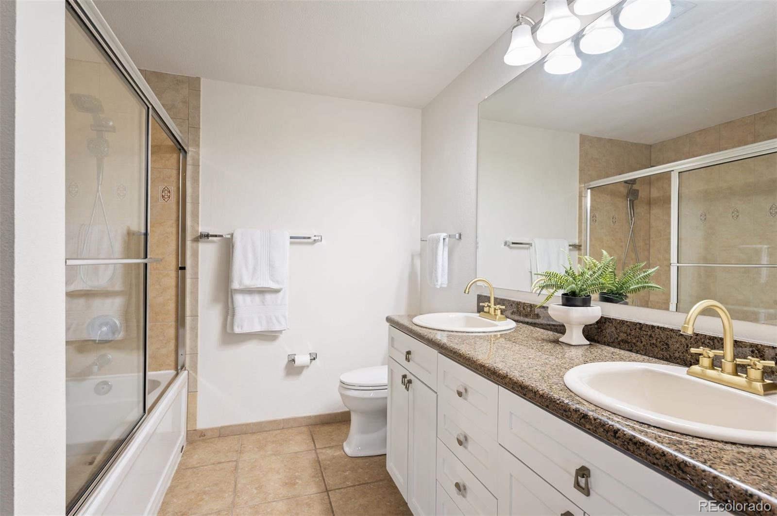 5677 S Park Place Unit: B310