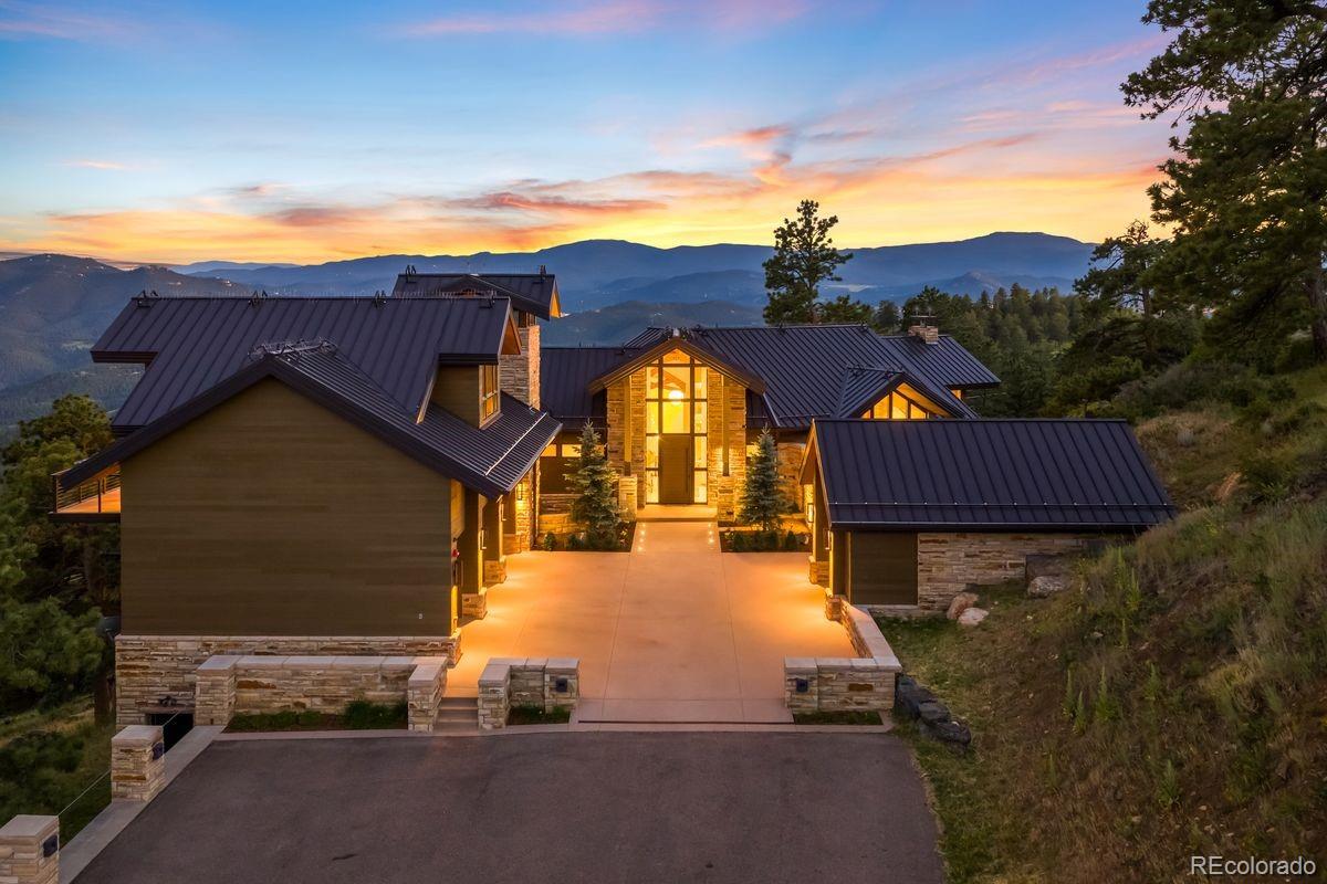 1090 Twisted Pine Road