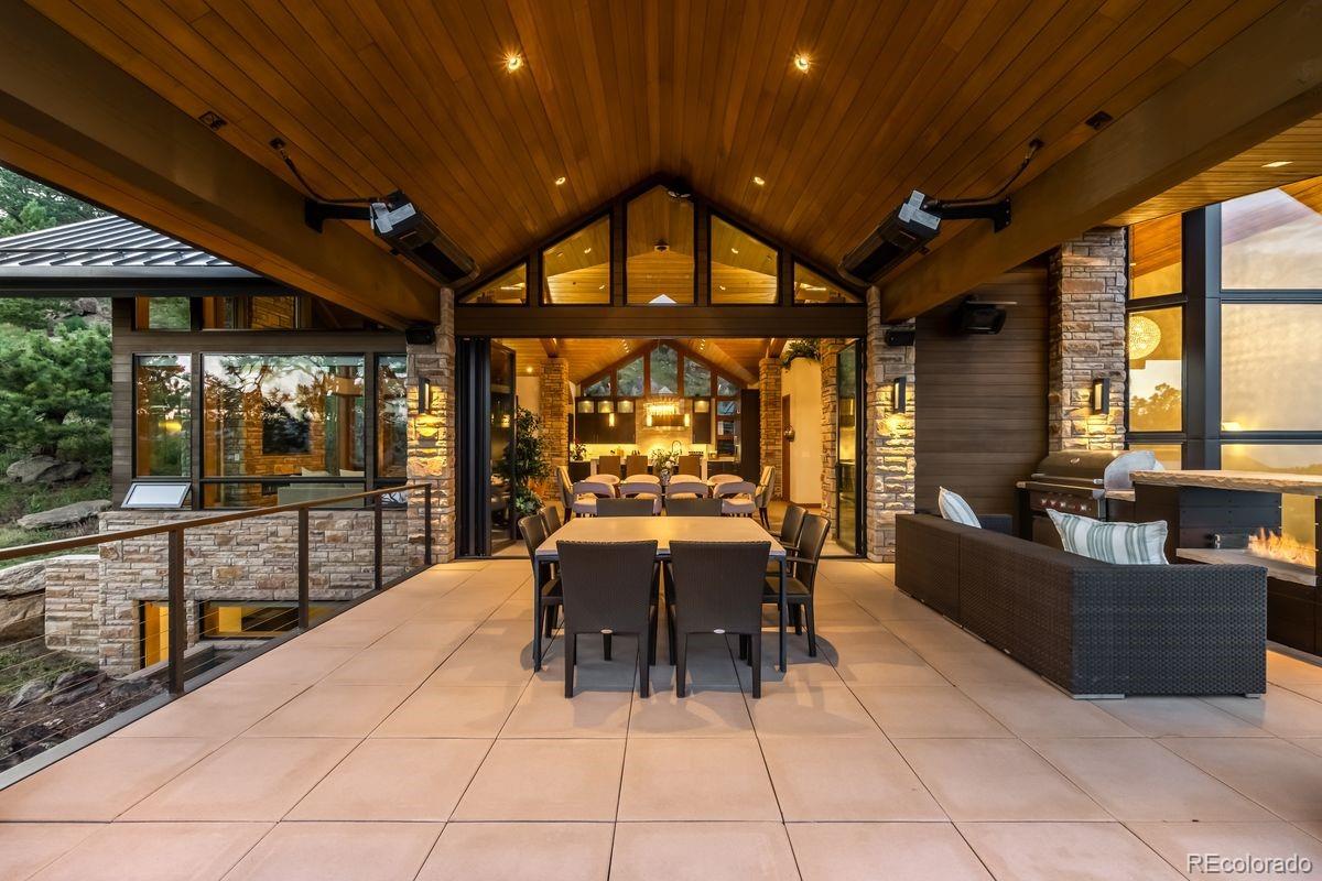 1090 Twisted Pine Road