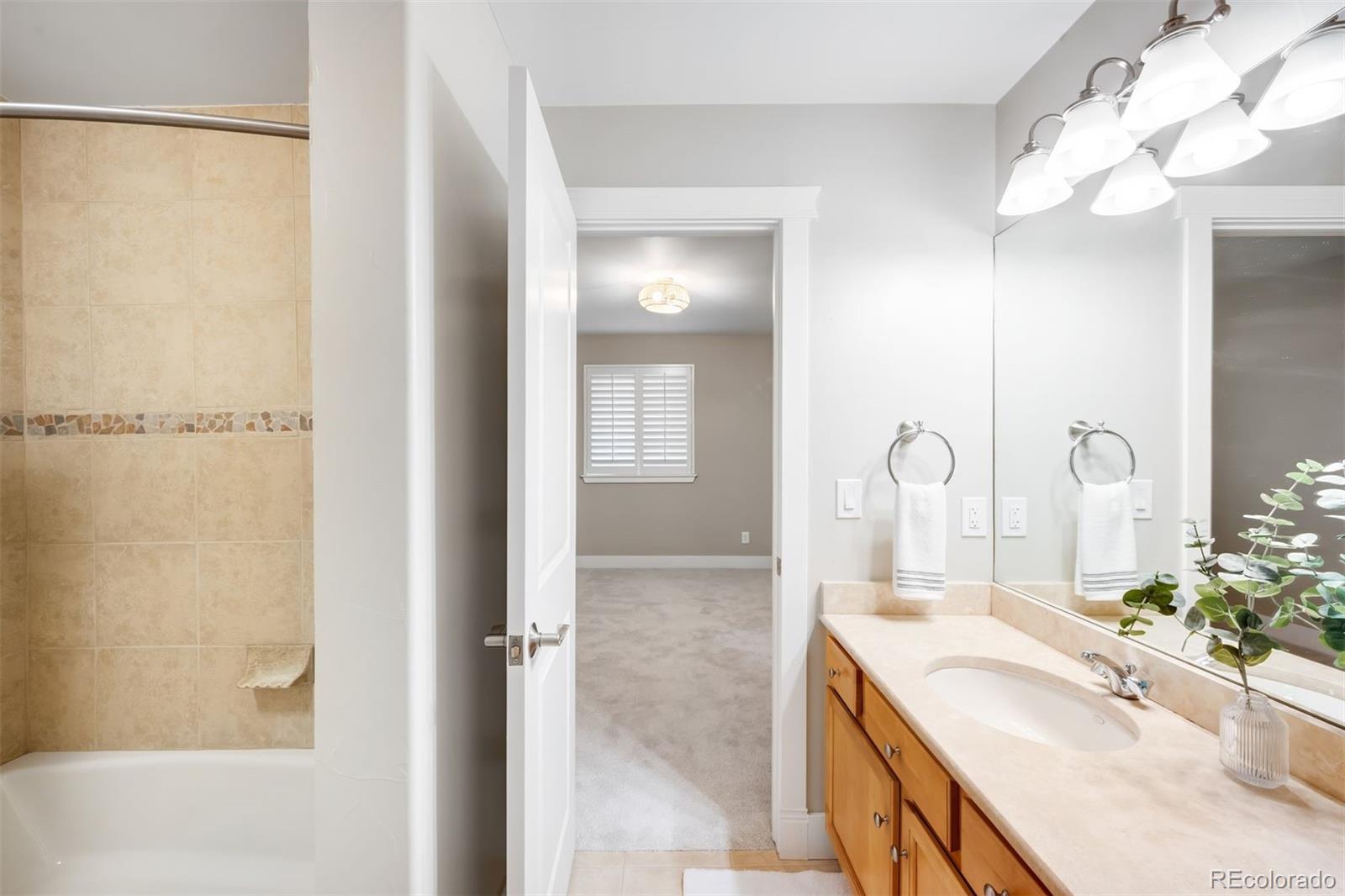 726 S Columbine Street