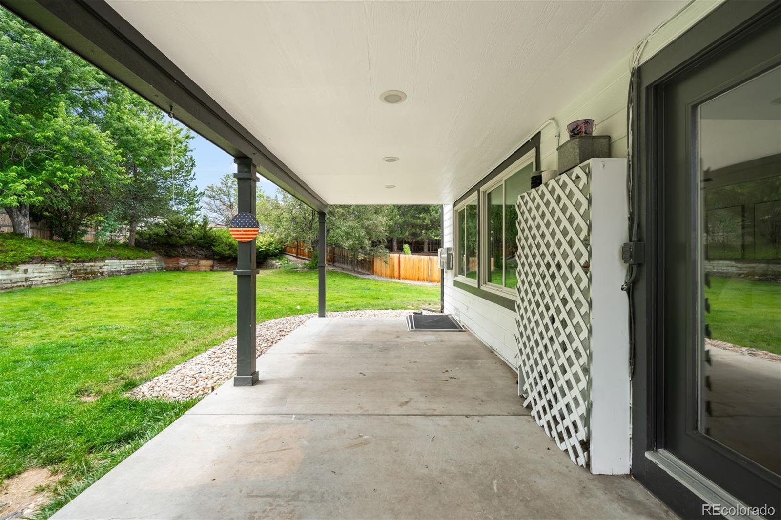 8288 W Chestnut Avenue