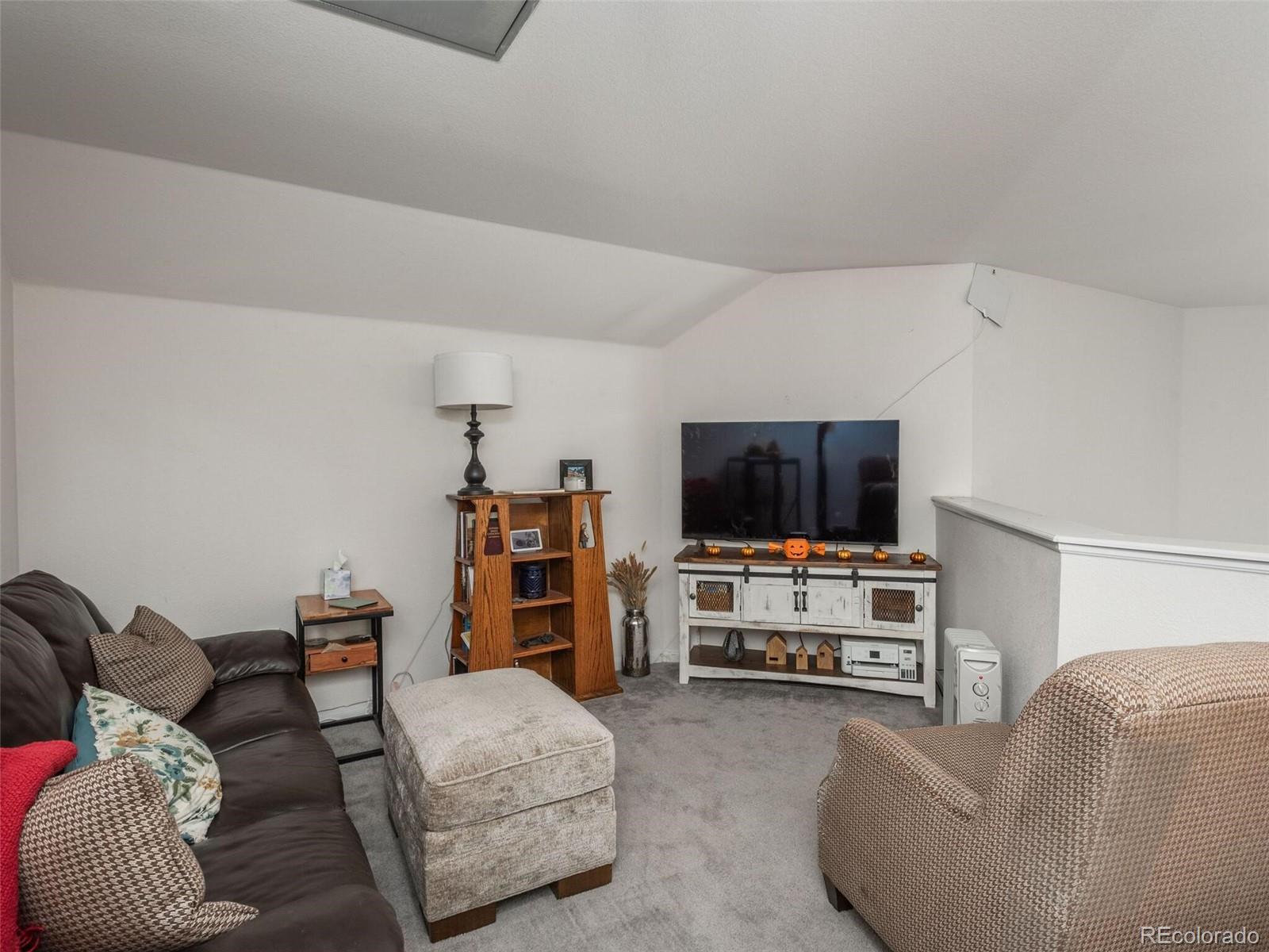 6021 Castlegate Drive Unit: E32