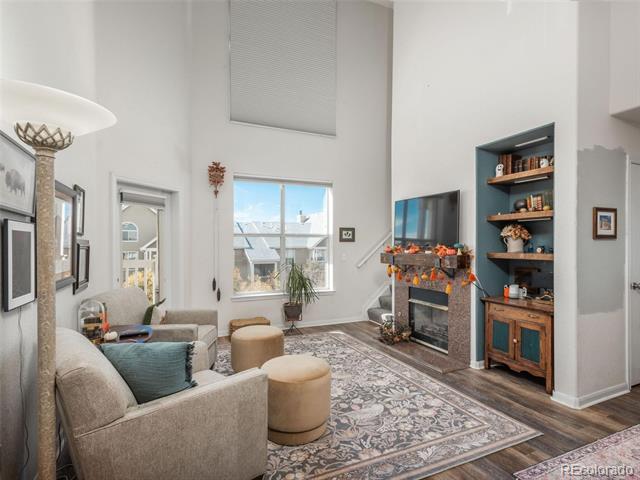 6021 Castlegate Drive Unit: E32