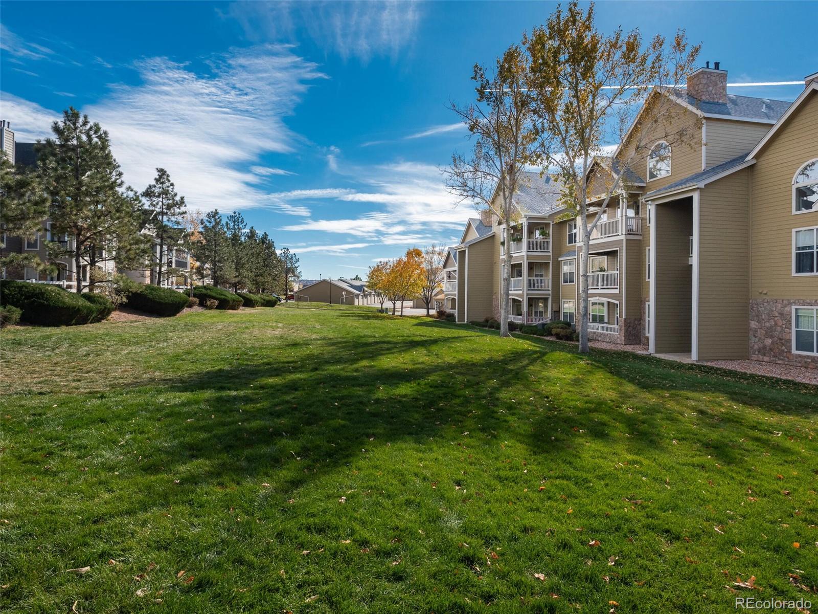 6021 Castlegate Drive Unit: E32