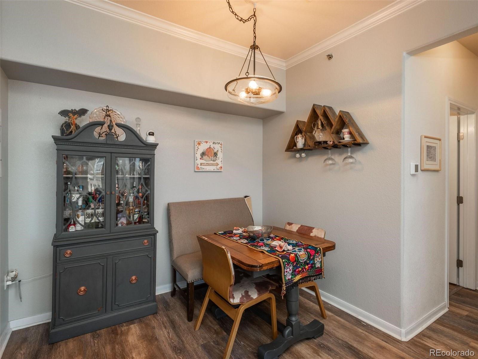6021 Castlegate Drive Unit: E32