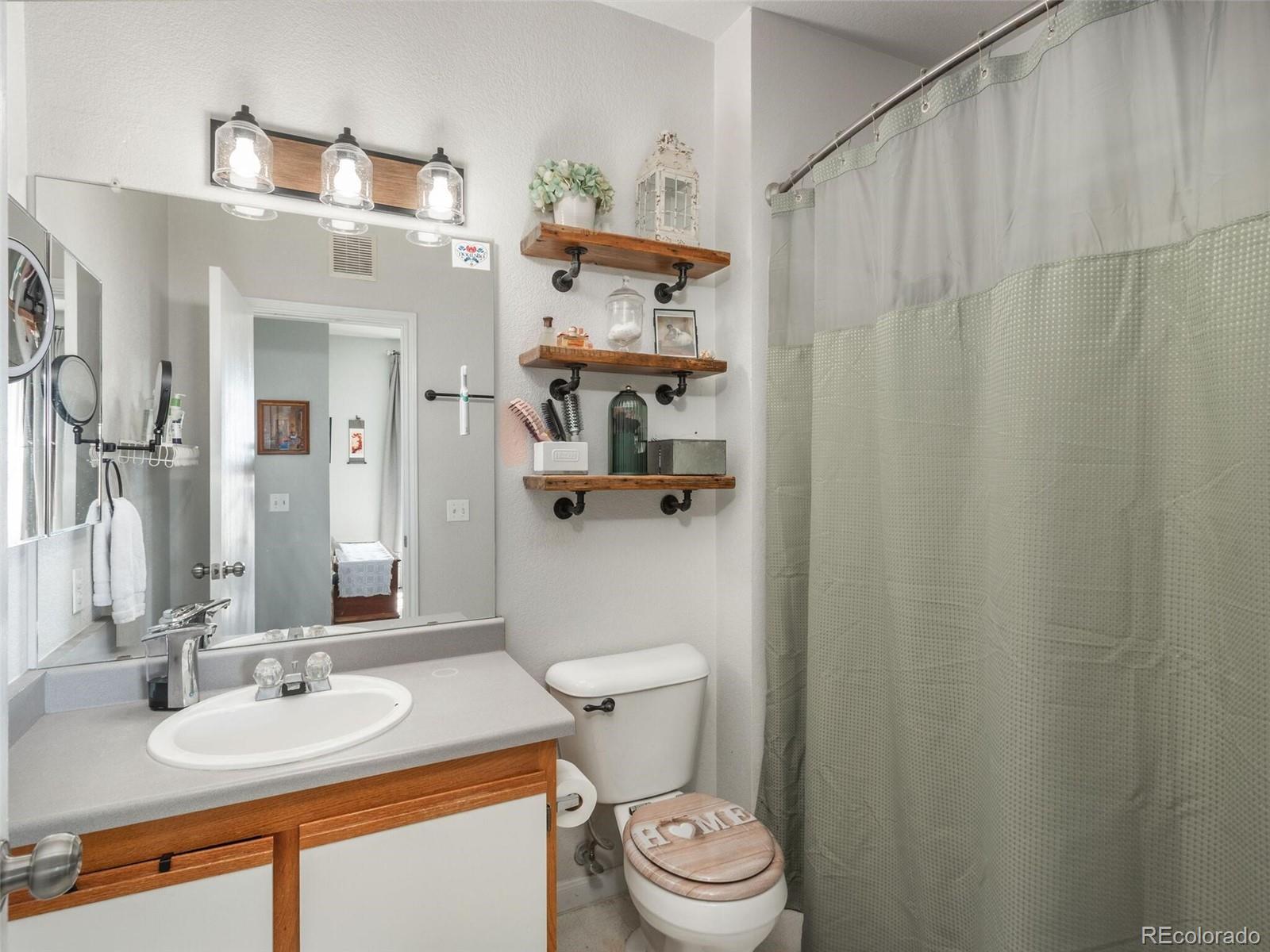 6021 Castlegate Drive Unit: E32