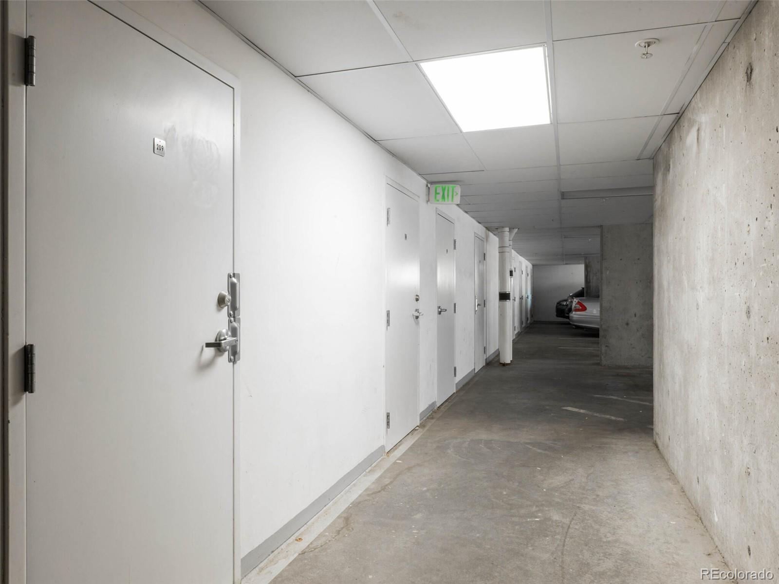 1950 N Logan Street Unit: 905