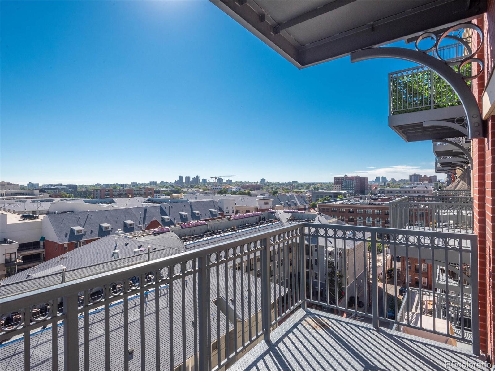 1950 N Logan Street Unit: 905