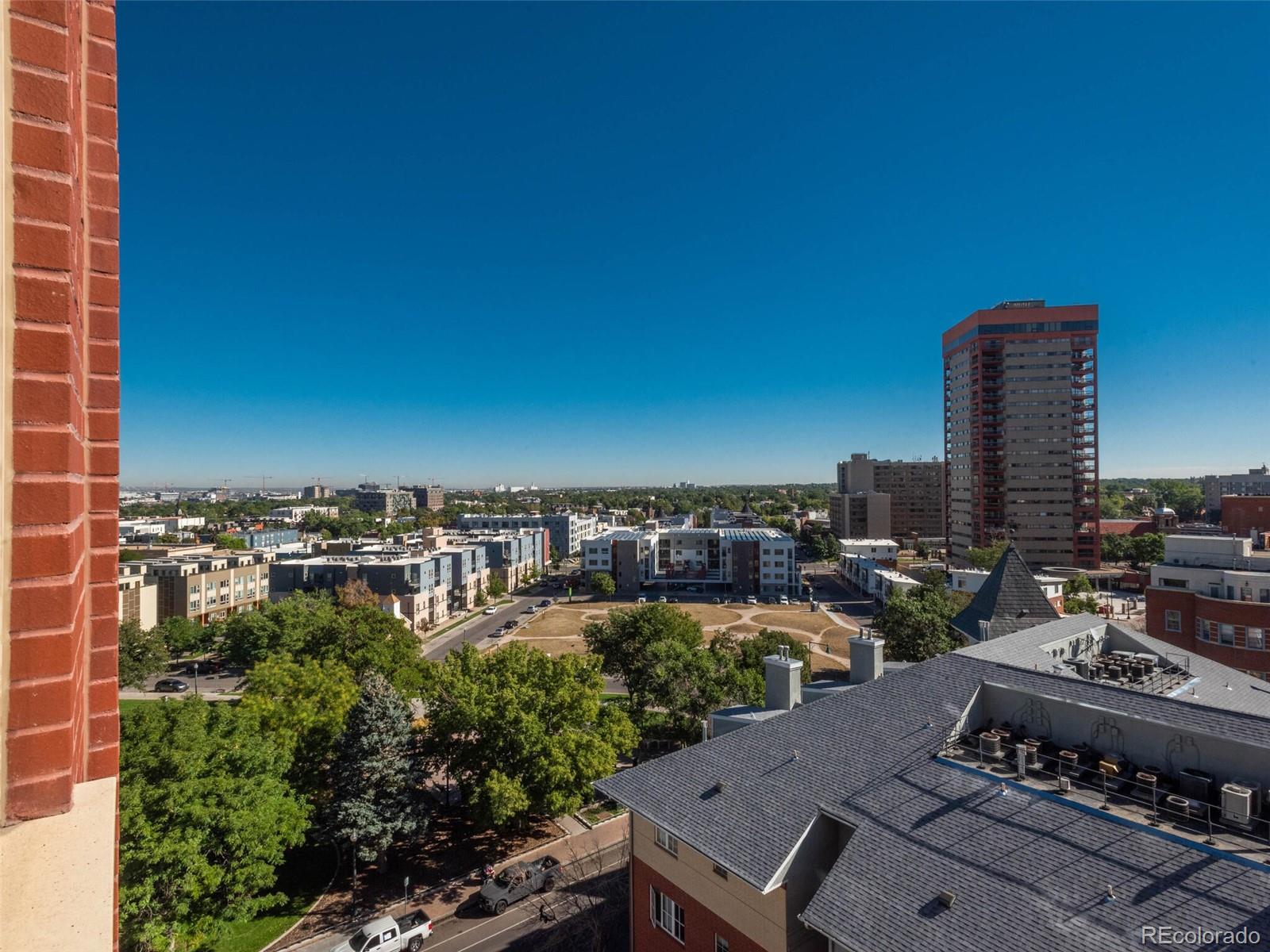 1950 N Logan Street Unit: 905