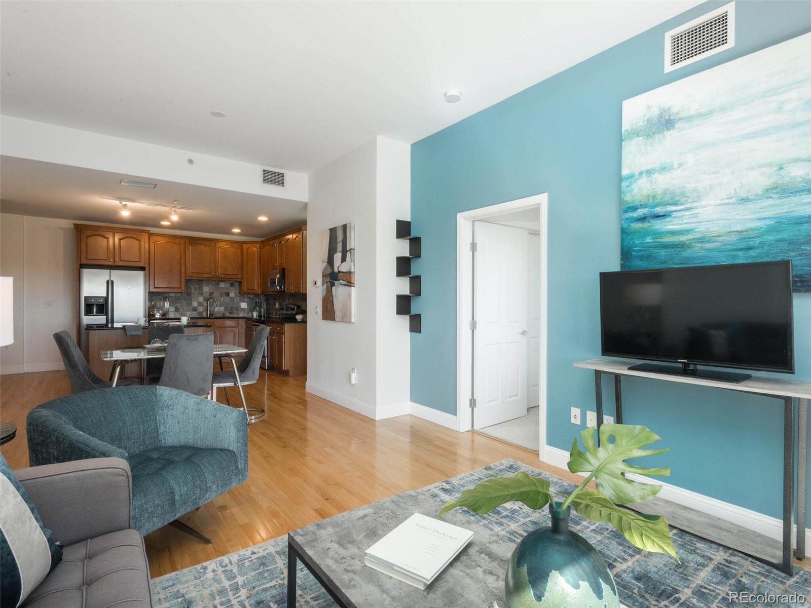 1950 N Logan Street Unit: 905