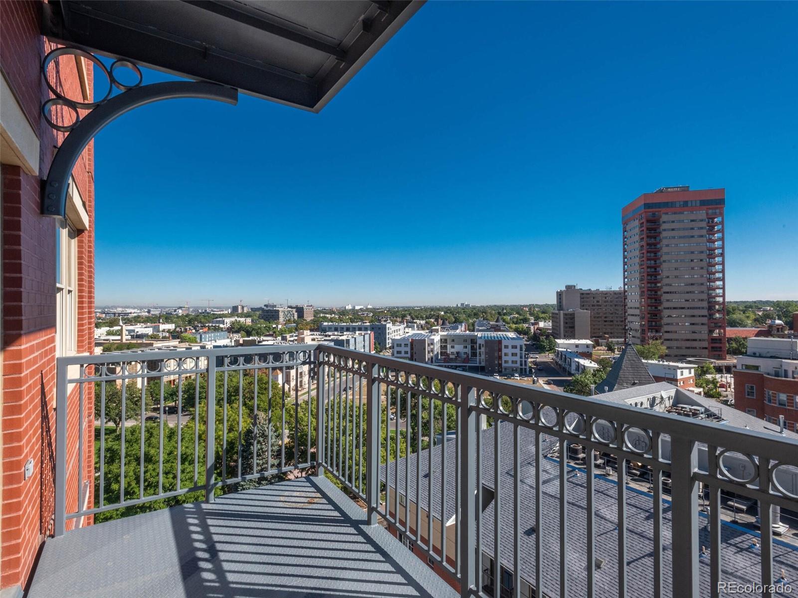 1950 N Logan Street Unit: 905