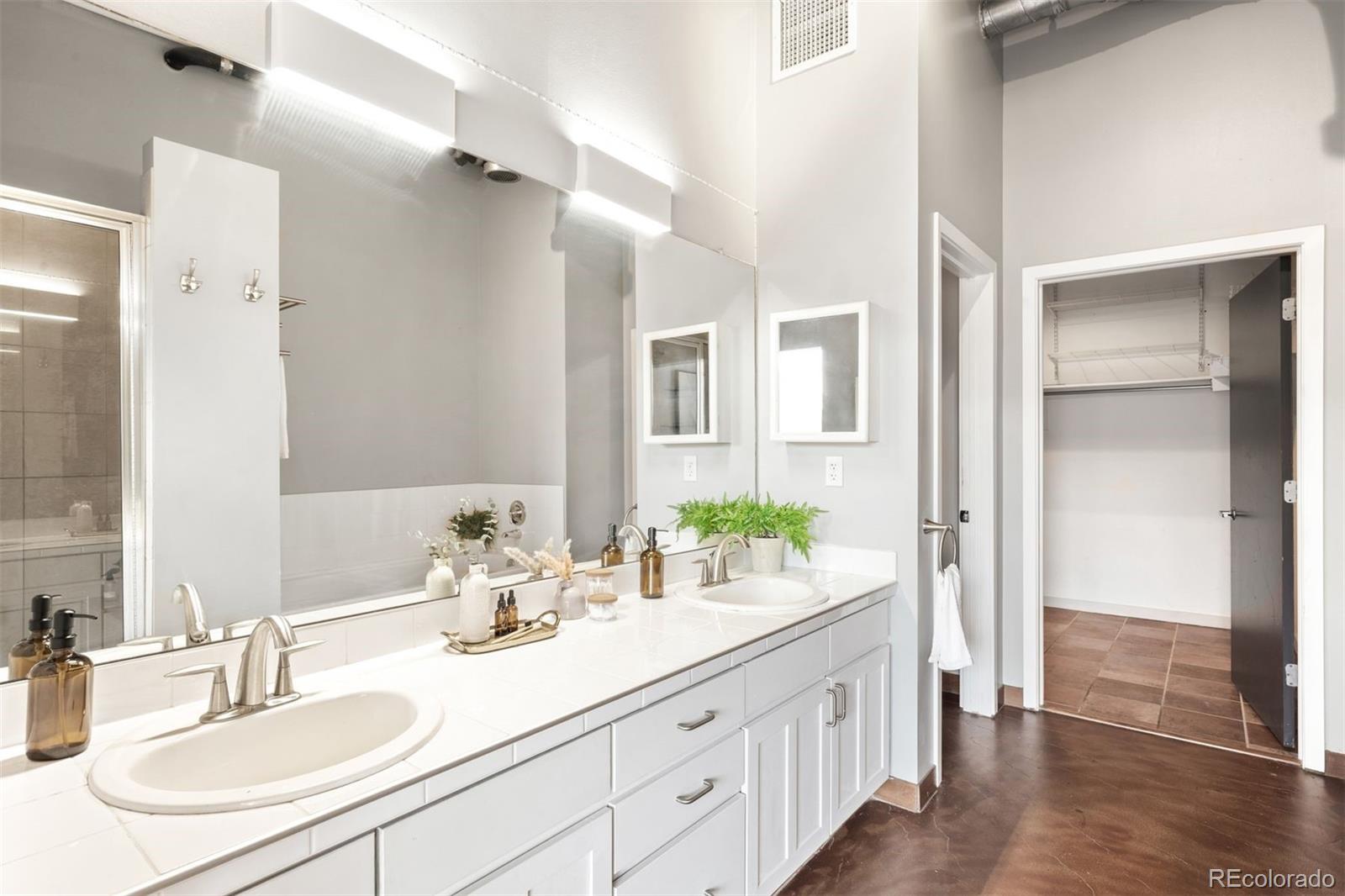 1720 Wazee Street Unit: 5B