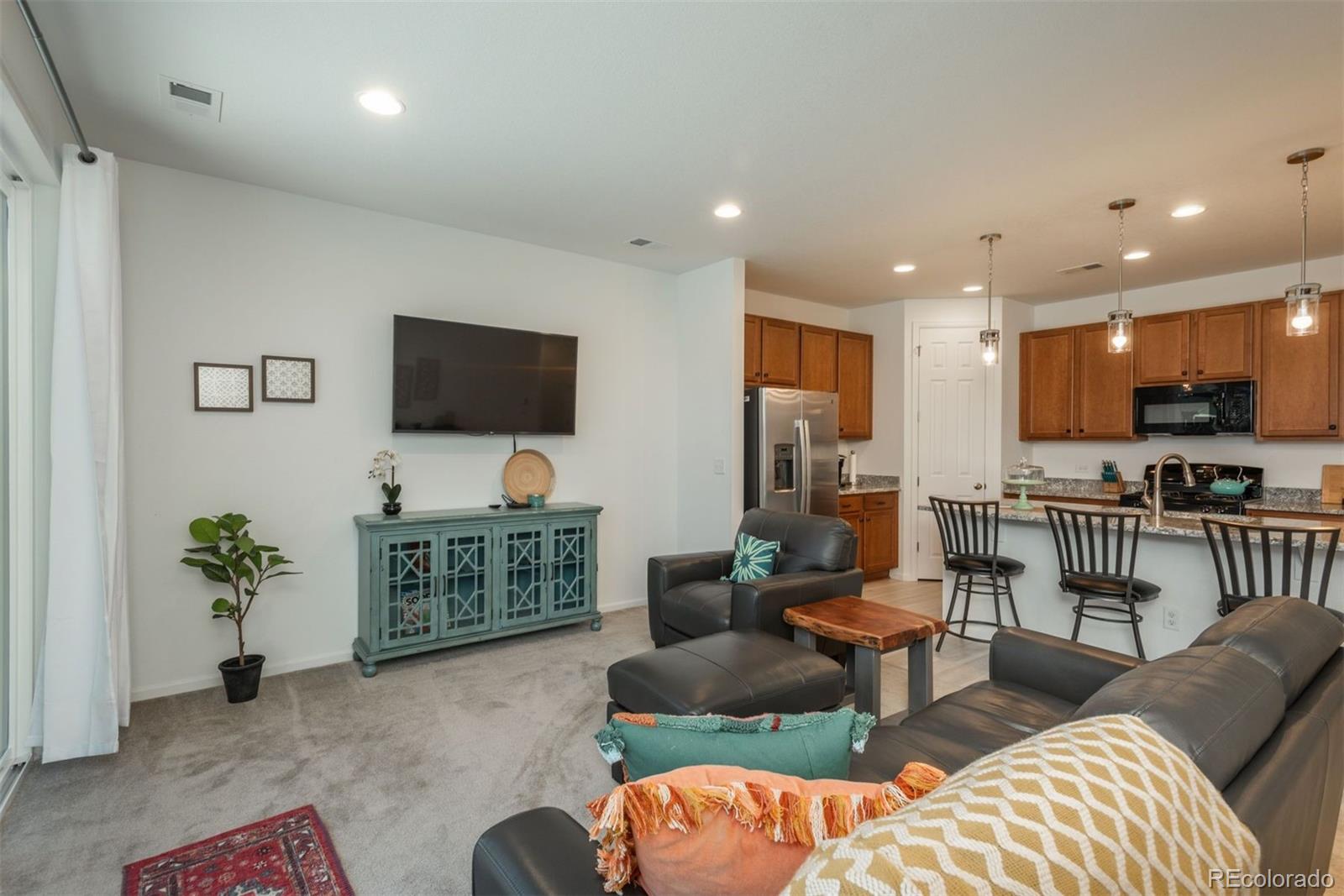 6317 Vista Cliff Loop