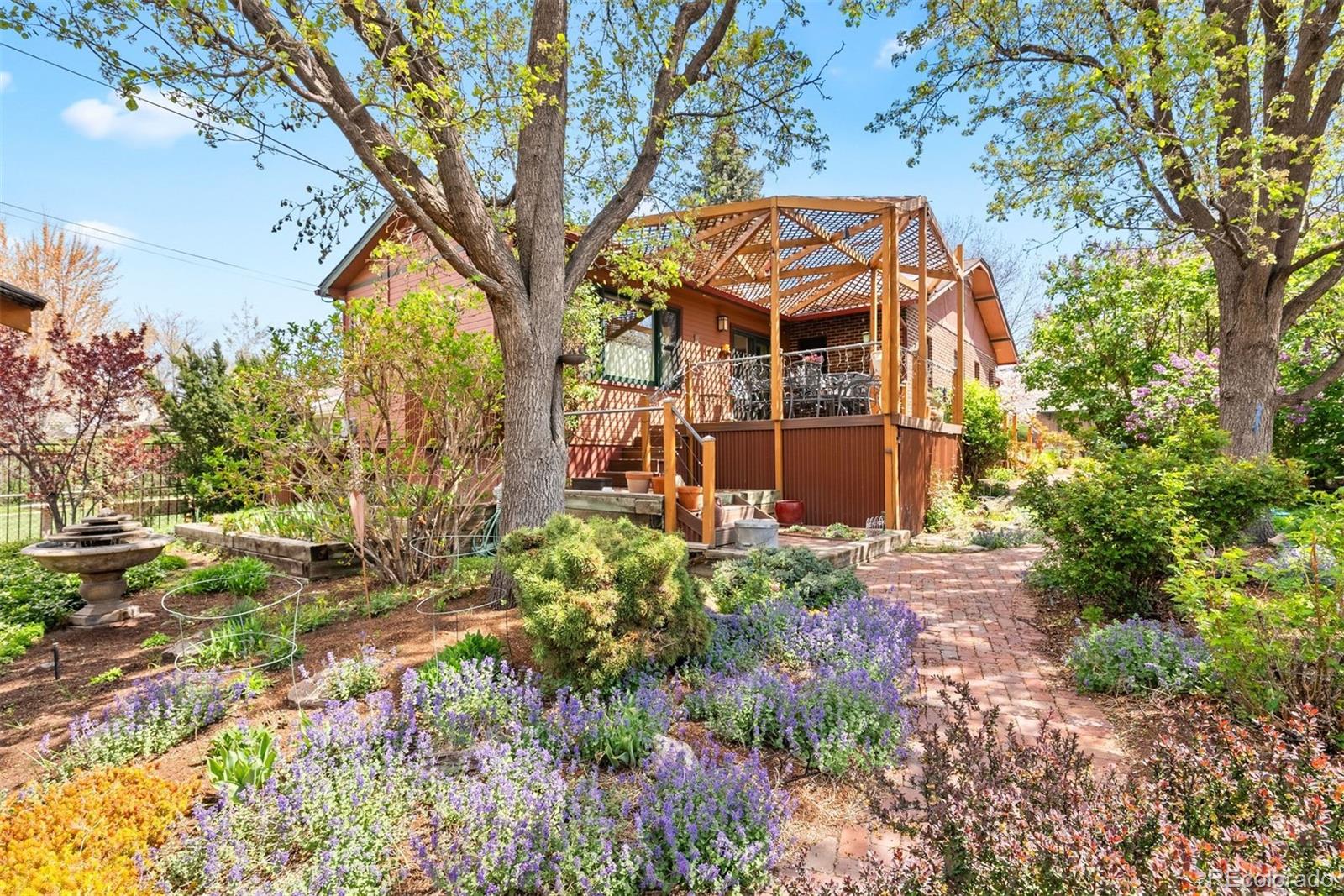 1439 S Emerson Street