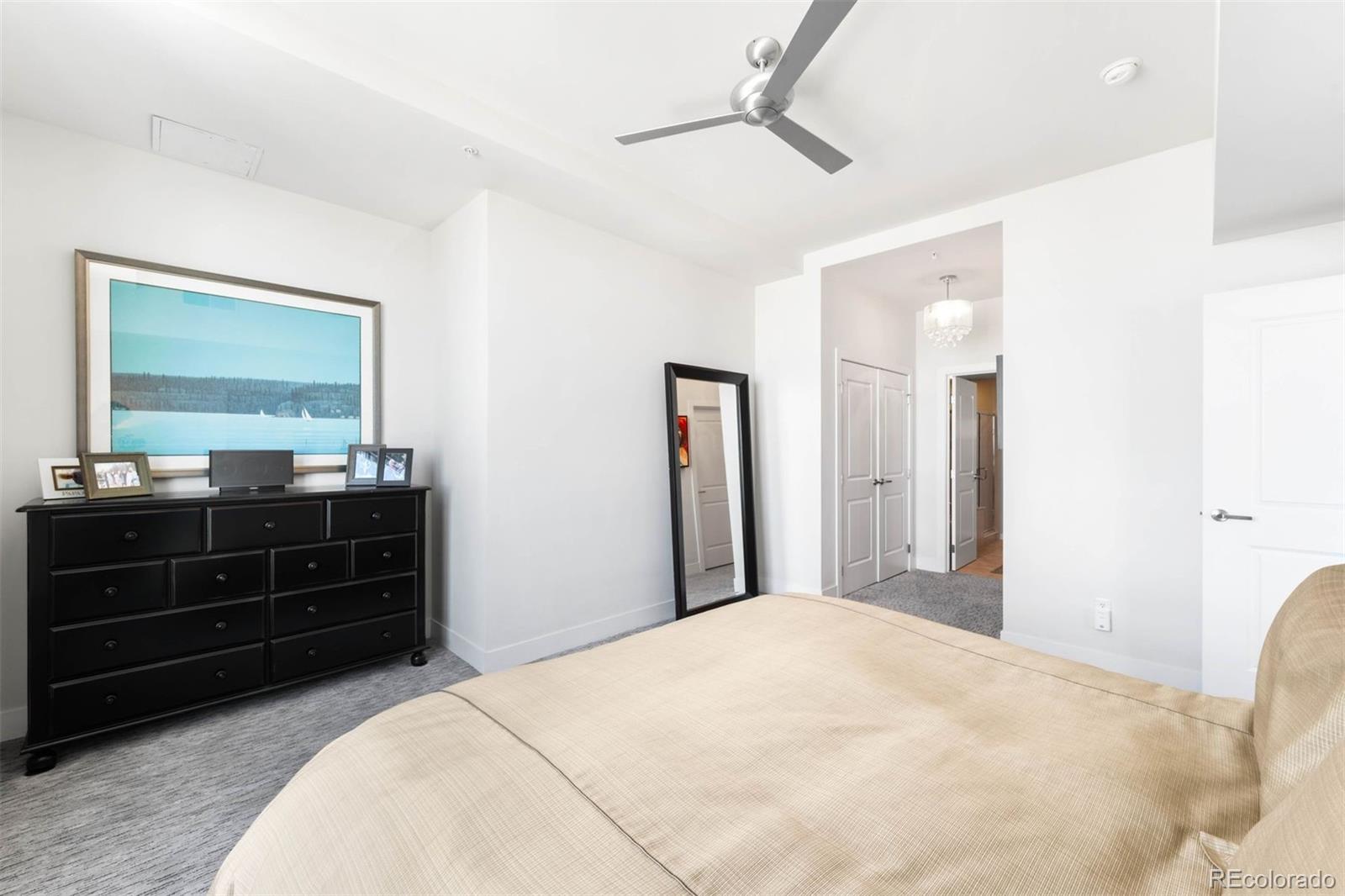 2001 Lincoln Street Unit: 1723