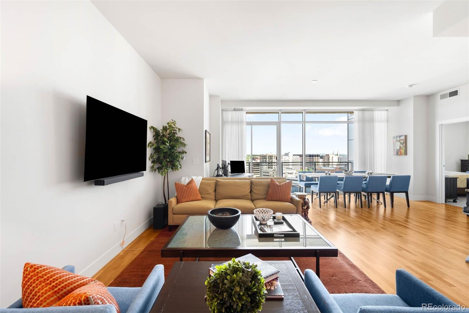 2001 Lincoln Street Unit: 1723