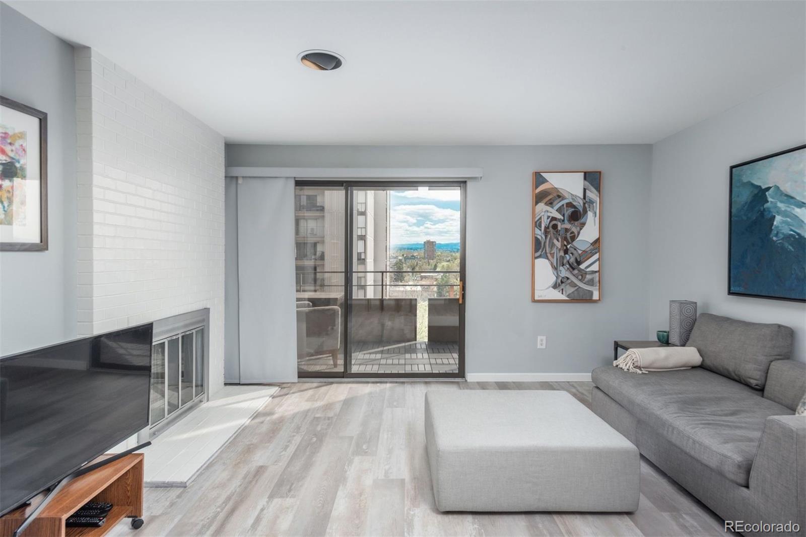 800 N Pearl Street Unit: 707