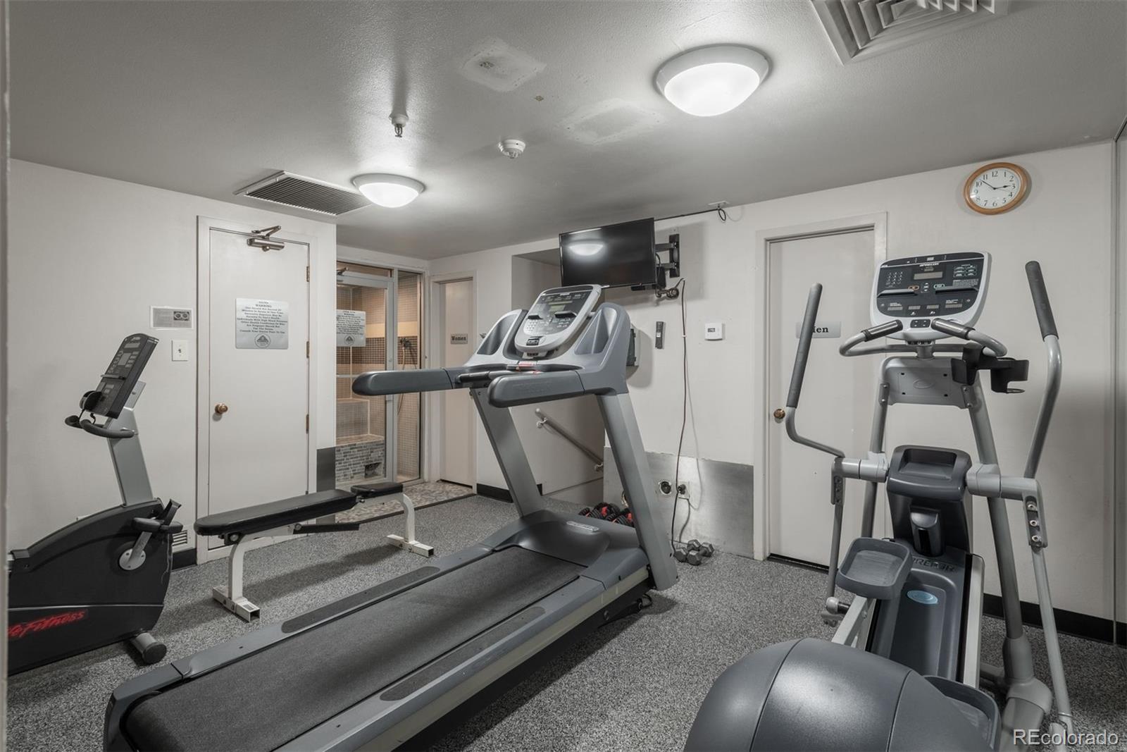 800 N Pearl Street Unit: 707