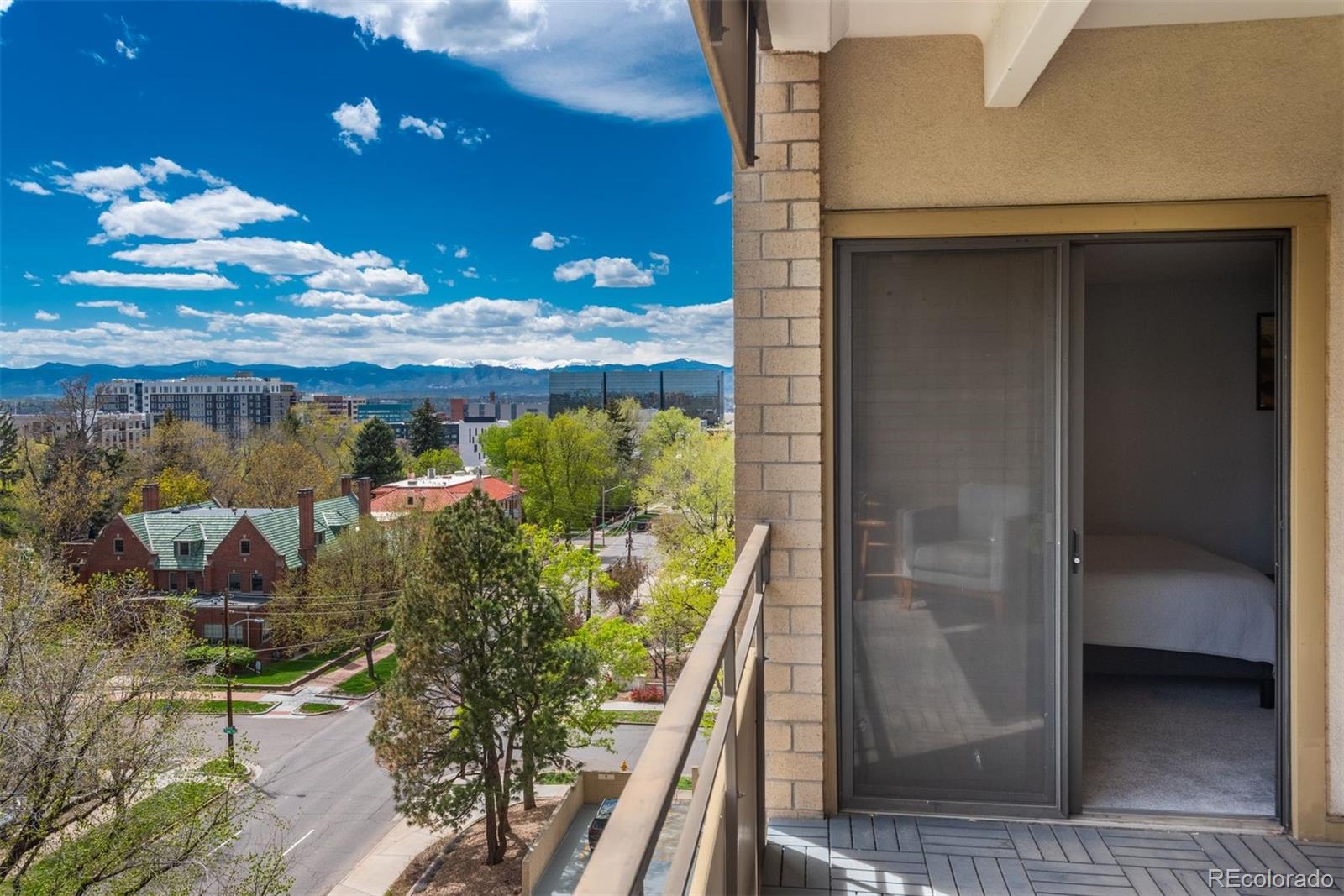 800 N Pearl Street Unit: 707
