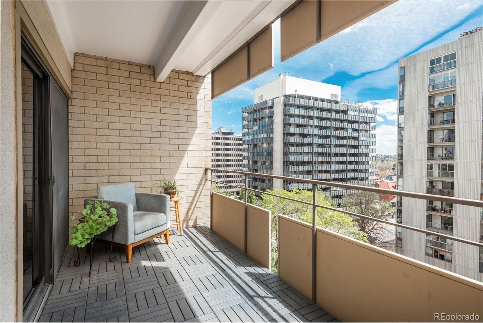 800 N Pearl Street Unit: 707