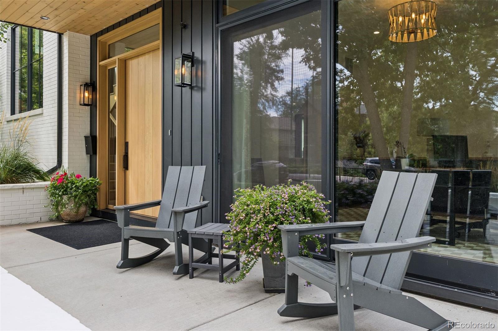 2435 S Madison Street