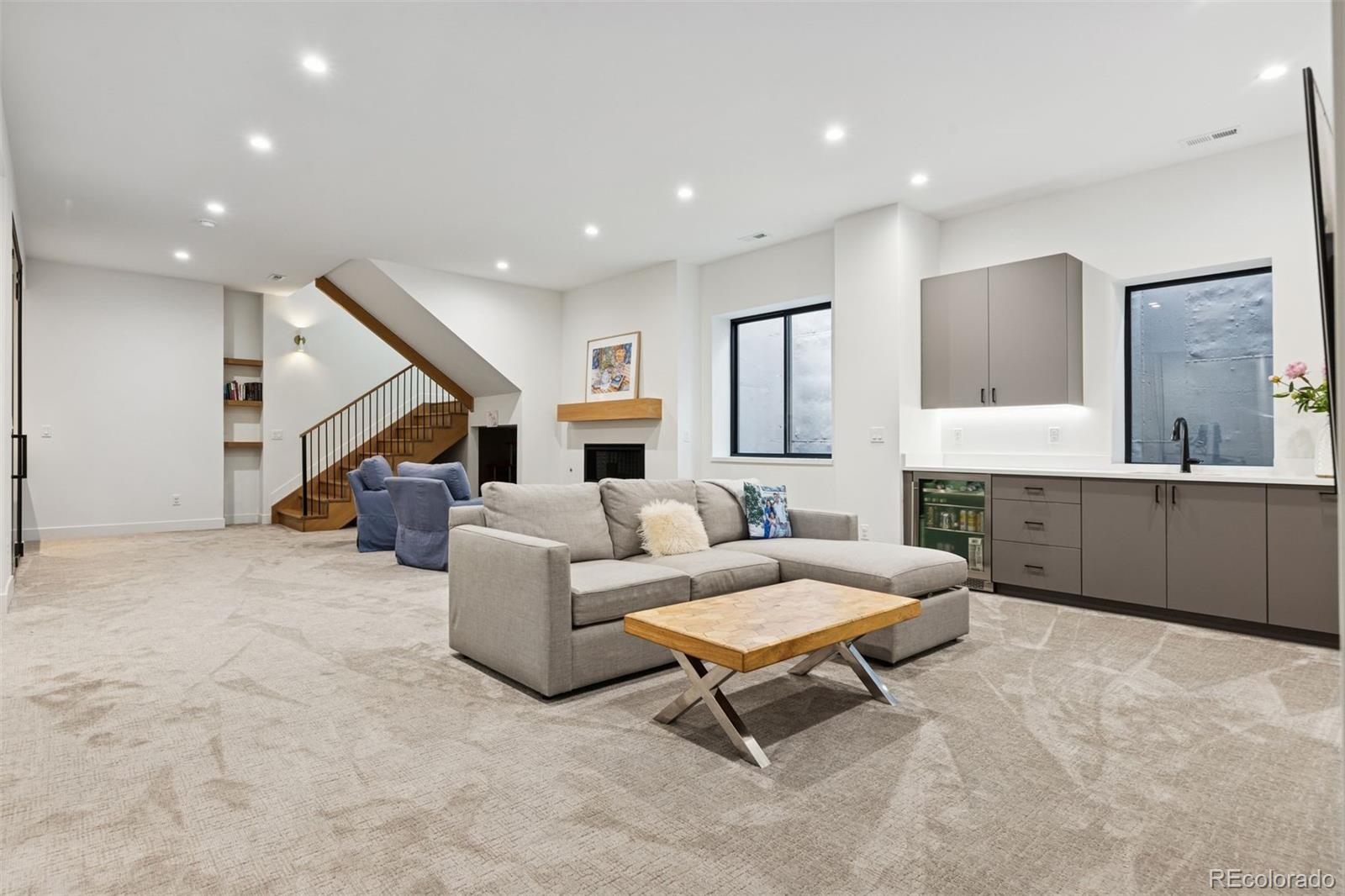 2435 S Madison Street