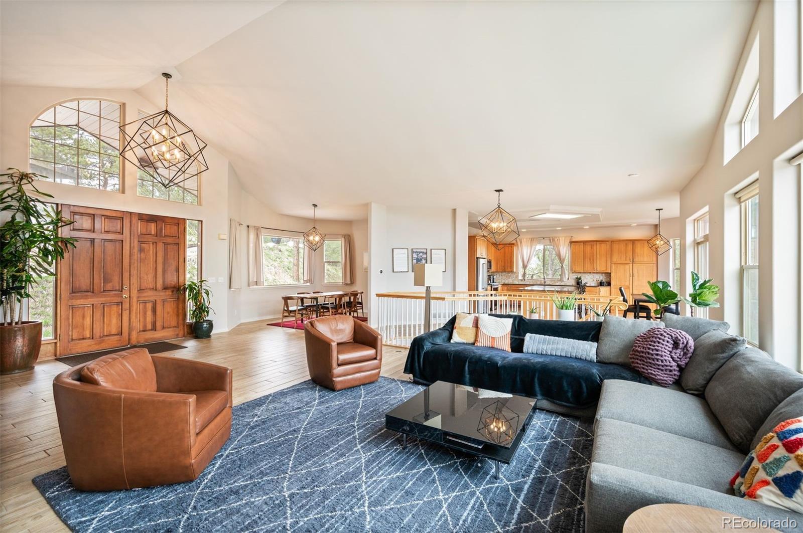 3236 Meadow View Road