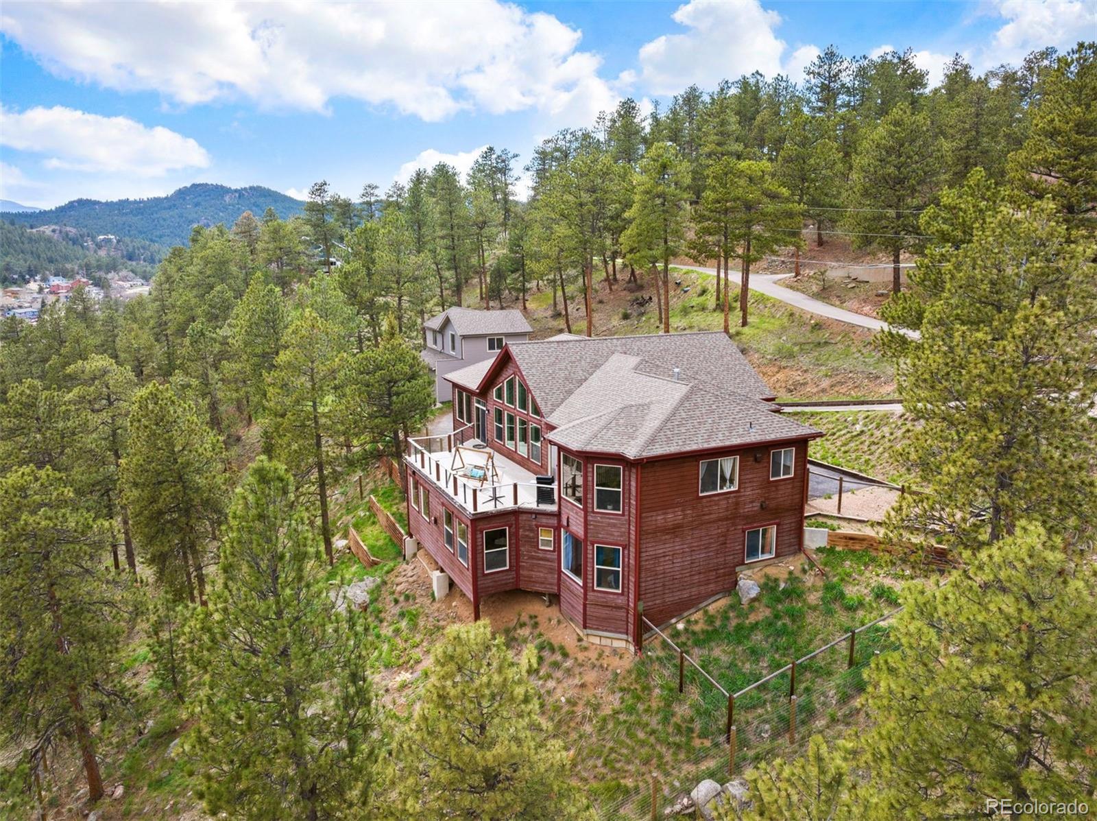 3236 Meadow View Road